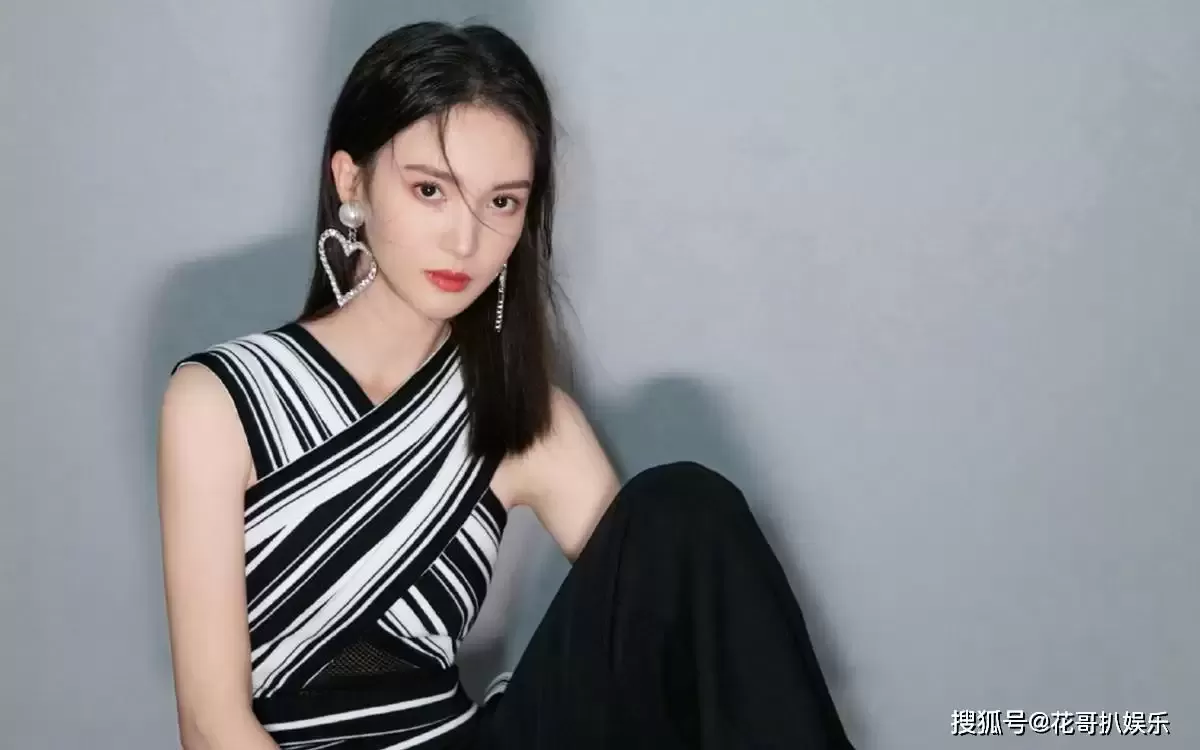 金晨肇事逃逸结果公布 1500罚款被质疑罚太轻 法制咖洗白惹争议
