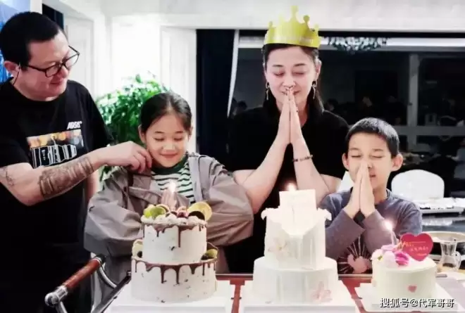 50岁梅婷近况曝光!和鄢颇离婚后嫁给摄影师,如今12岁女儿是她的骄傲