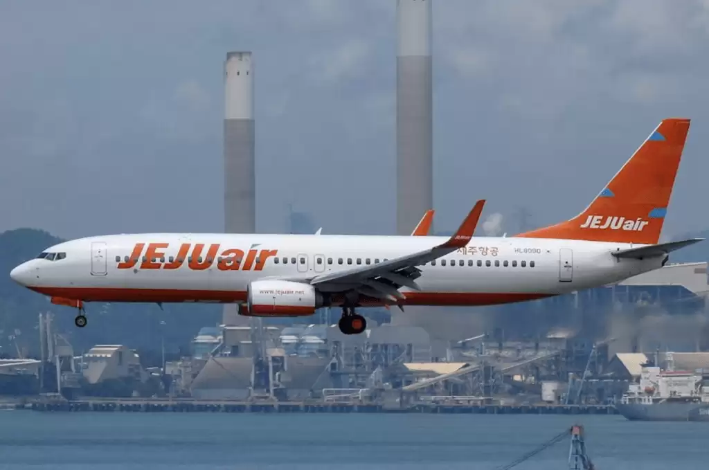 波音客机接连发生轮胎事故&nbsp;大韩航空降仁川机场两胎爆裂 南韩下令全面检查