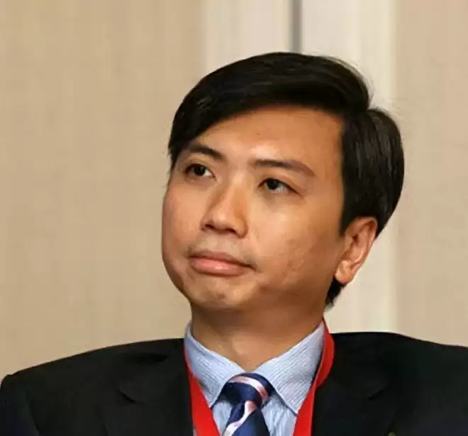李念罕见露面:巅峰期闪婚富豪险遭封杀,却为何比其他阔太都幸福