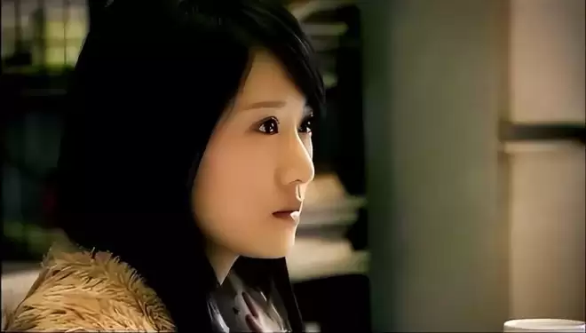 李念罕见露面:巅峰期闪婚富豪险遭封杀,却为何比其他阔太都幸福