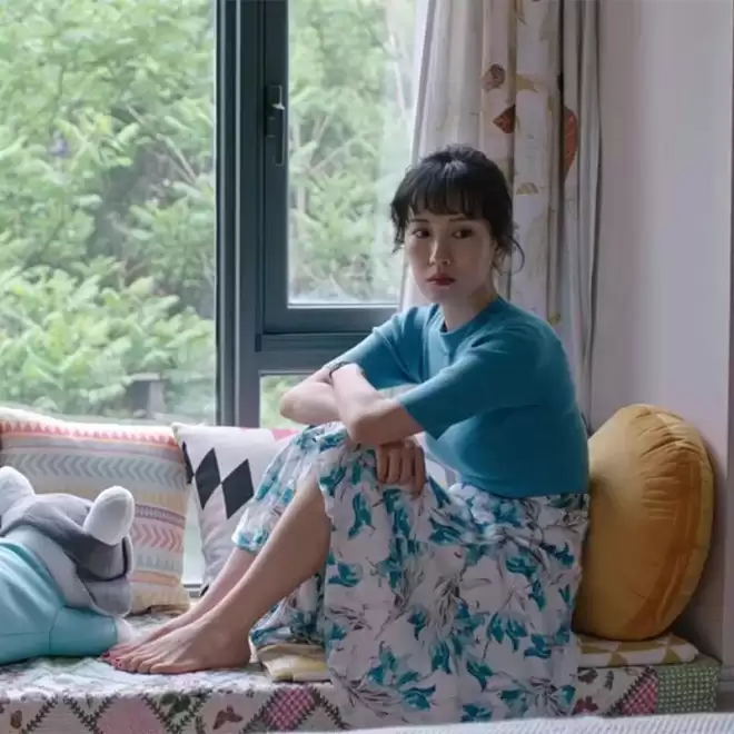 李念罕见露面:巅峰期闪婚富豪险遭封杀,却为何比其他阔太都幸福