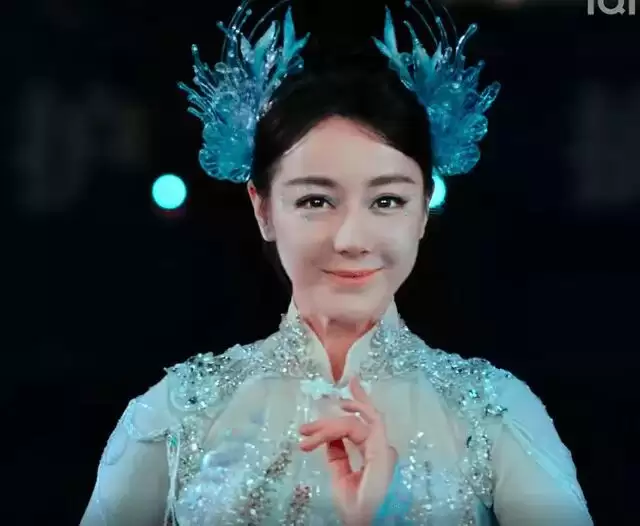 春晚众星状态：热巴刘涛败在妆容，希林成网红脸