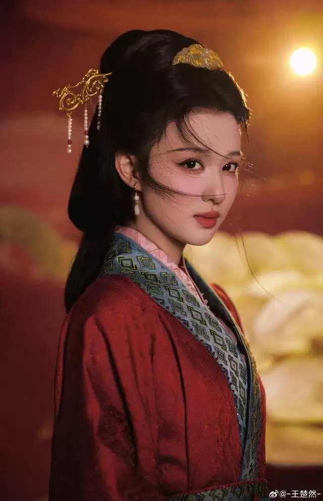 不到20秒春晚绝美镜头 让她涨粉超65万