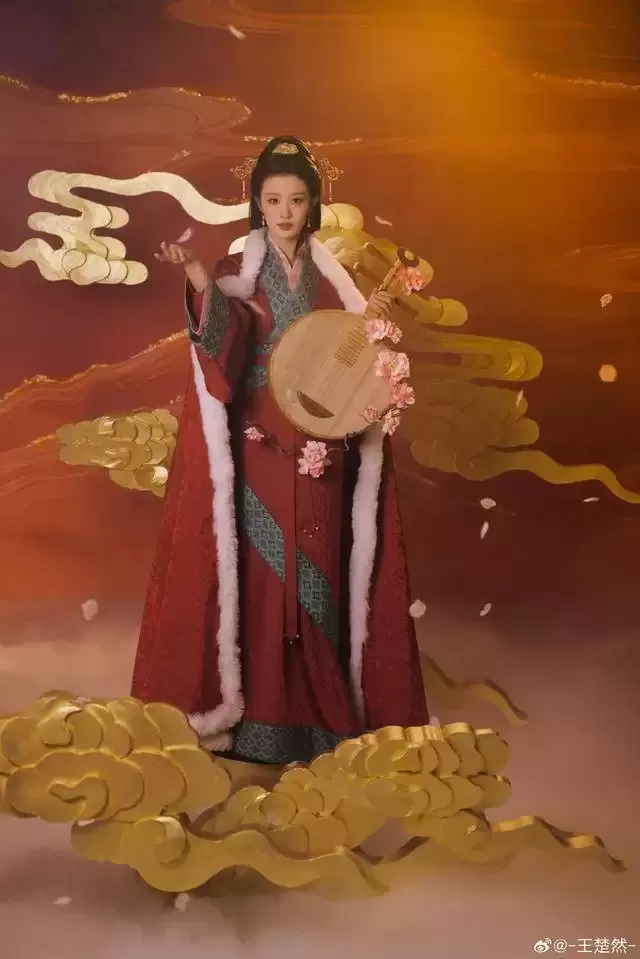不到20秒春晚绝美镜头 让她涨粉超65万