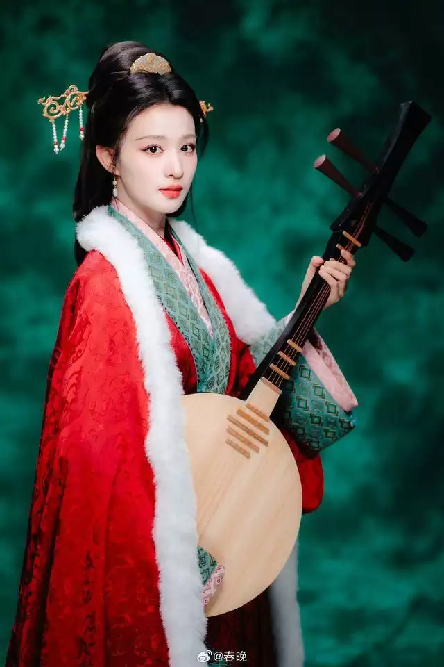 不到20秒春晚绝美镜头 让她涨粉超65万