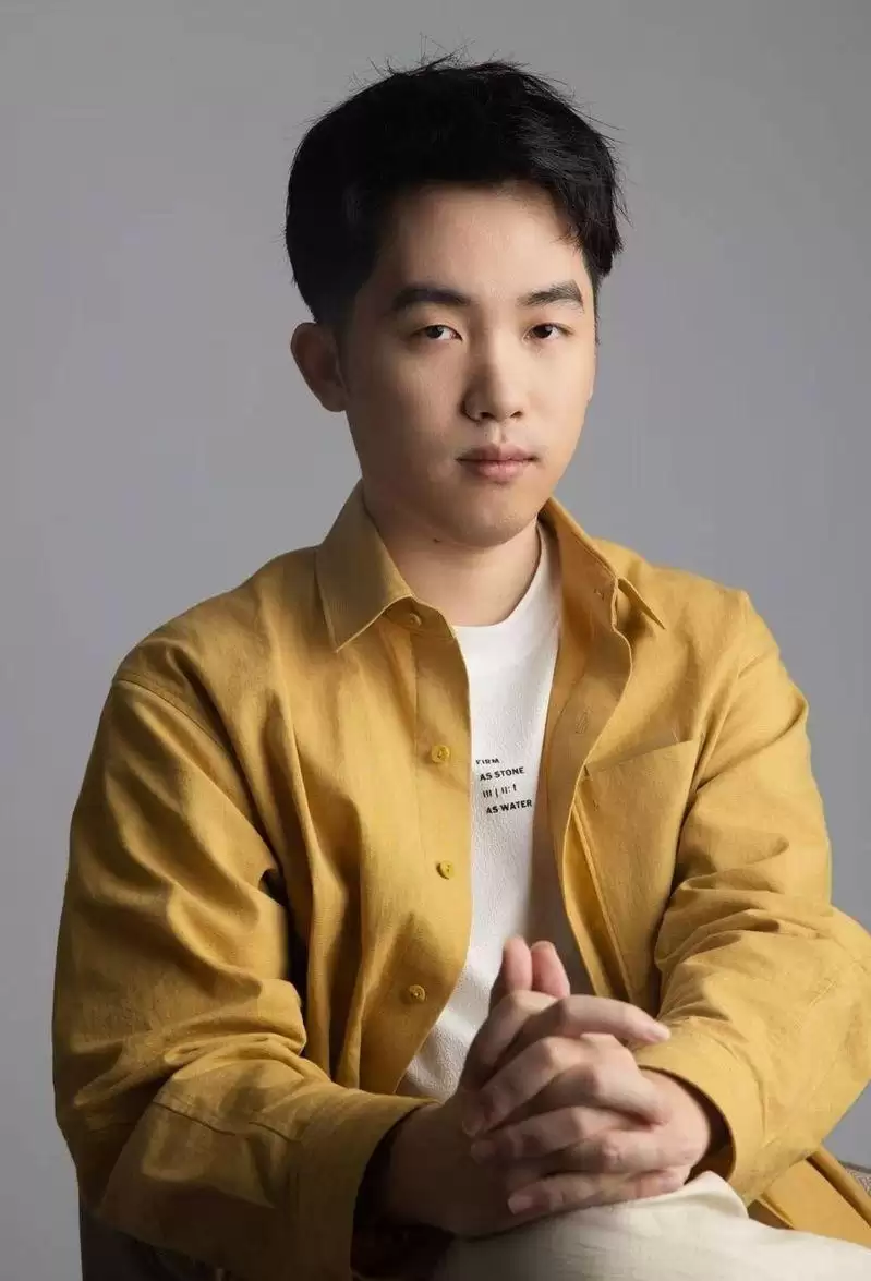 95后网文作家连载7个月 靠1本书替父母还清百万债