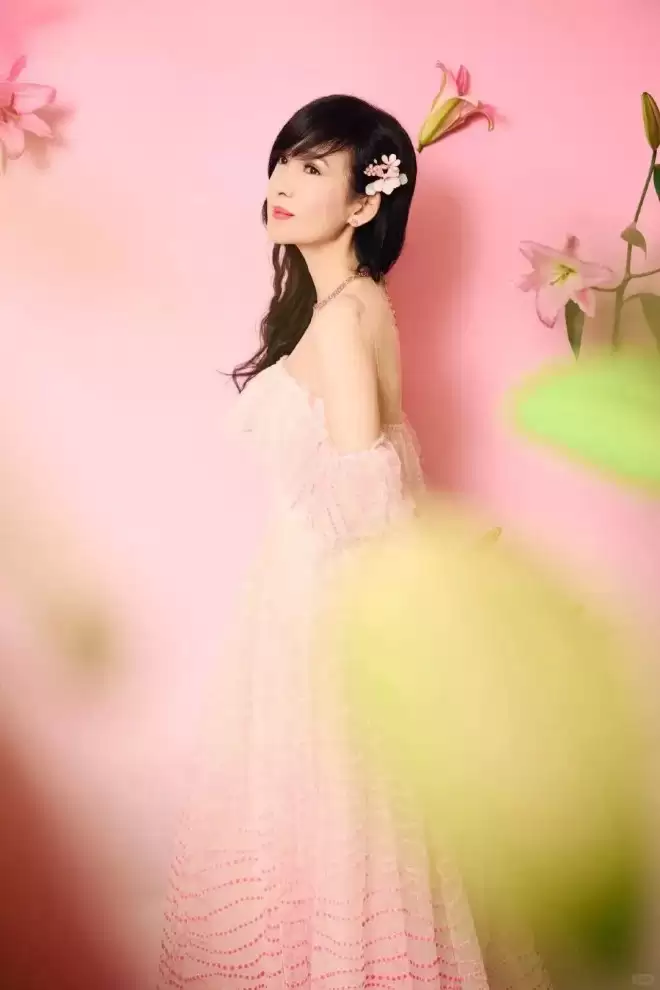 不愧是今年春晚最美的节目，女神们真的美爆啦！
