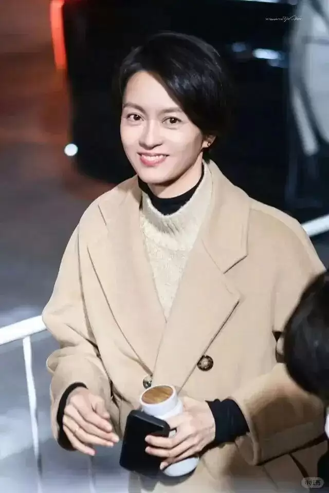 不愧是今年春晚最美的节目，女神们真的美爆啦！