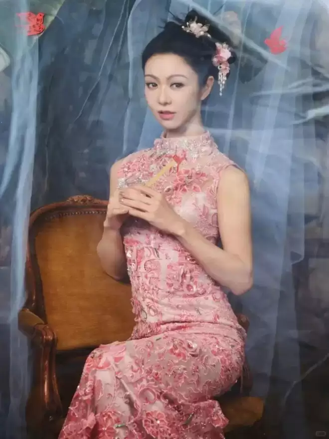 不愧是今年春晚最美的节目，女神们真的美爆啦！