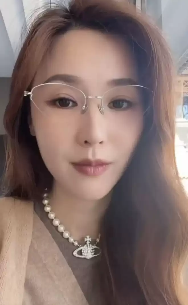 吴佳尼自曝与马景涛离婚原因：两个人不同频了，不适合在一起了