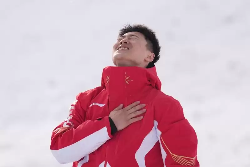 冬奥／王心迪在妻子光芒下 “耐得住寂寞，慢慢来”