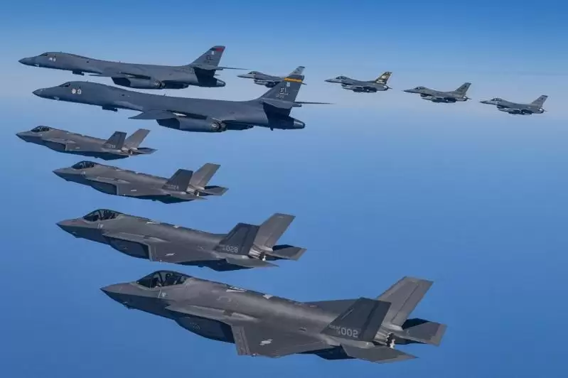 牵制中国？美军驻韩F-16与解放军战机在黄海上空对峙
