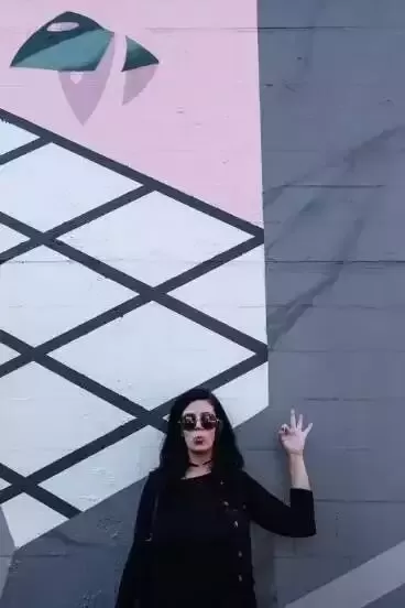 在温哥华如何做一个和其他妖艳贱货不一样的网红？