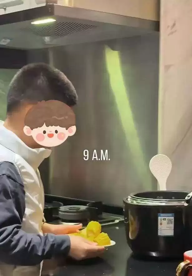 汪峰带森林北母女逛街，手牵手好恩爱