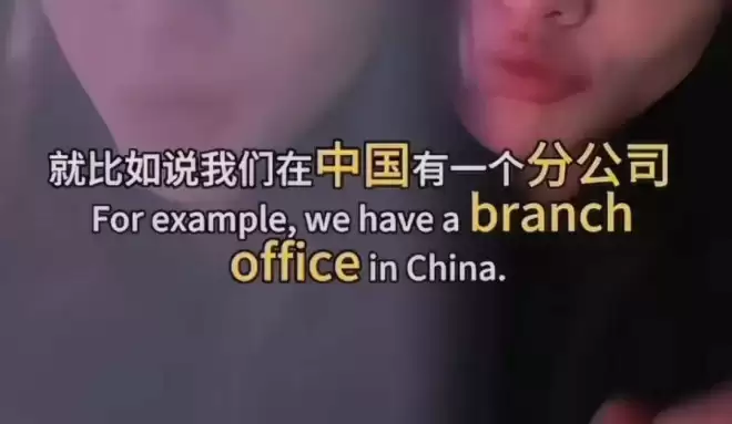 郑爽过年期间频繁晒自拍，一脸憔悴配乐伤感