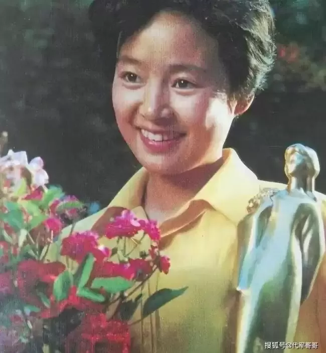 当红时离婚移居美国，68岁张瑜现身令人唏嘘
