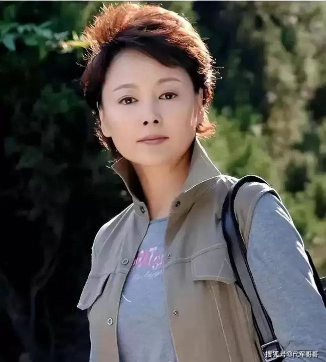 当红时离婚移居美国，68岁张瑜现身令人唏嘘