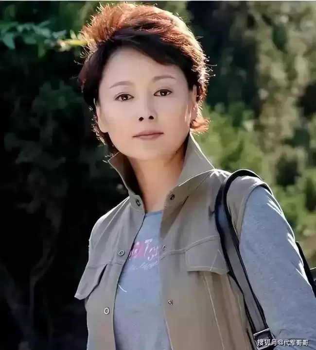 当红时离婚移居美国，68岁张瑜现身令人唏嘘