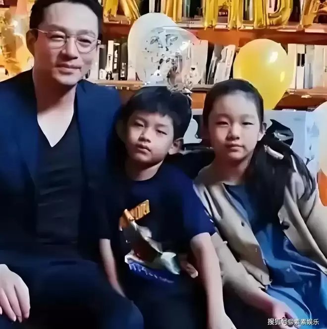 汪小菲官宣三胎出生：晒马筱梅与儿子合照