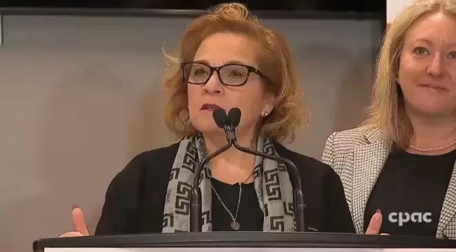 卡尼没选对人! 加拿大移民部长"划水", 几乎消失! 同事纷纷汗颜!