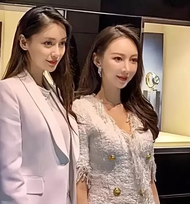 黄晓明学精了！新女友怕被扒清空所有账号，跟叶珂是离婚不是分手