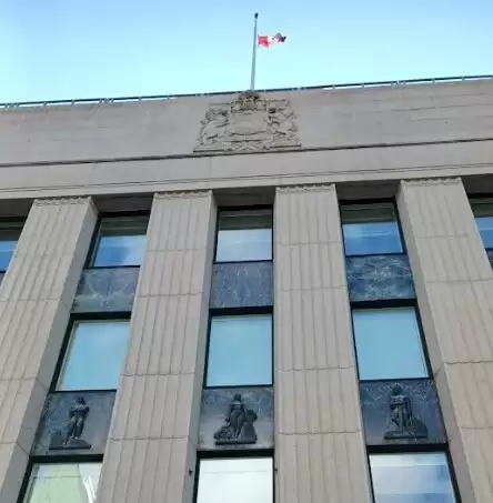 加拿大经济四季度意外萎缩，全年增长创疫情以来最慢，央行或降息
