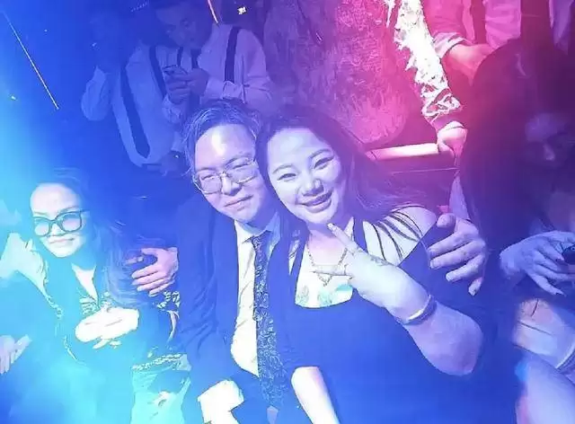 她嫁豪门6年只住娘家 为何获公婆百亿遗产管理权