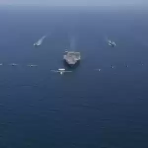 霍尔木兹海峡停摆 196艘油轮受困 仅这两国船敢走