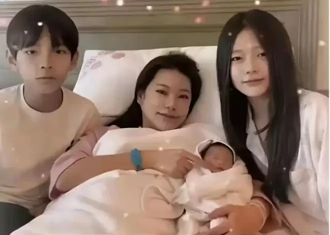 大S两个孩子去医院探望后妈马筱梅照片曝光