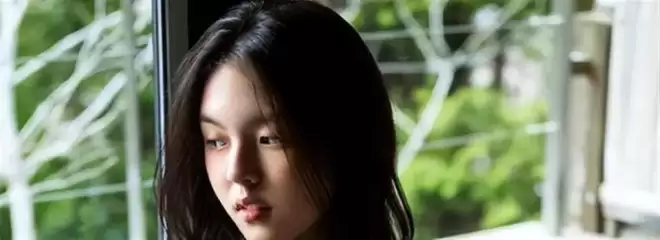 李咏也没想到,自己离世8年后,23岁的女儿就走上一条不归路