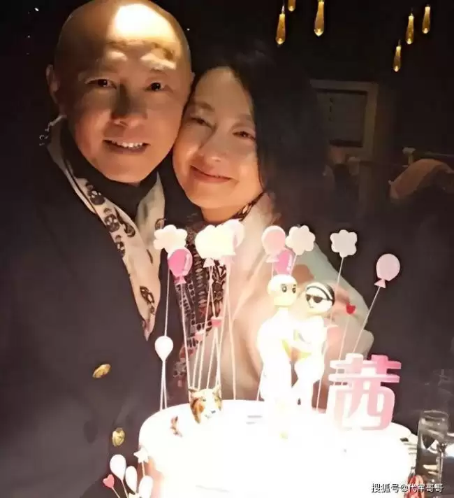 61岁张卫健近况 三场婚礼娶同一人却两度失子