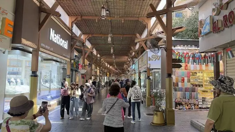 中东飞中国机票200多万？华女被困“战火”揭真实处境
