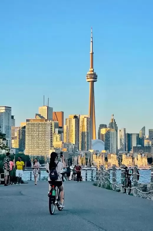 时钟拨快1小时：加拿大正式进入夏令时，有人欢迎有人抓狂
