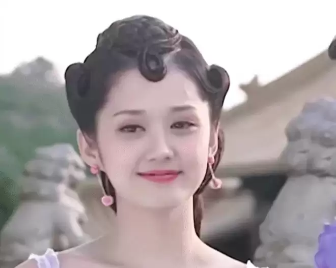 一年被潜规则300次？张娜拉的私生活谣言有多离谱