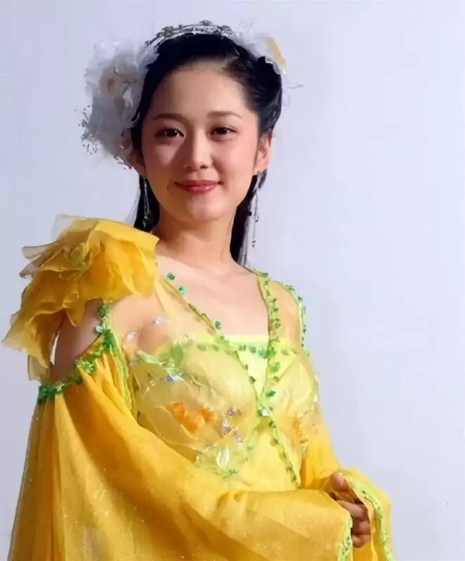 一年被潜规则300次？张娜拉的私生活谣言有多离谱