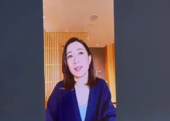 佘诗曼谈许绍雄遗作：他毕竟年纪大了，这个戏对他压力也挺大的