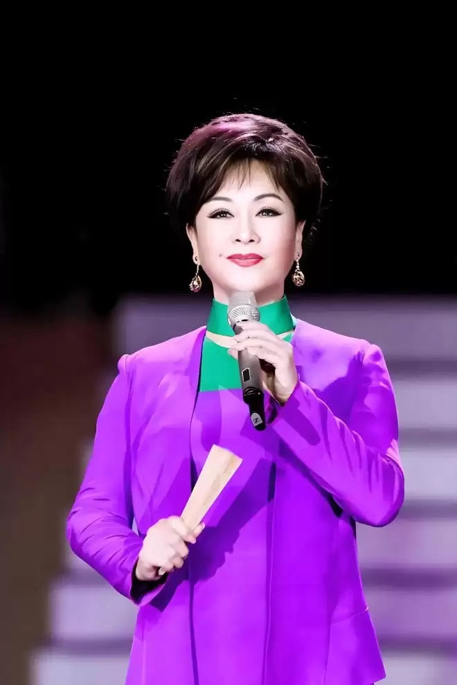 82岁李谷一:独生女儿49岁仍未婚,我对她3大愧疚