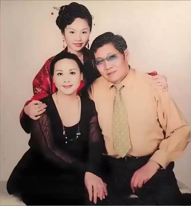 82岁李谷一:独生女儿49岁仍未婚,我对她3大愧疚