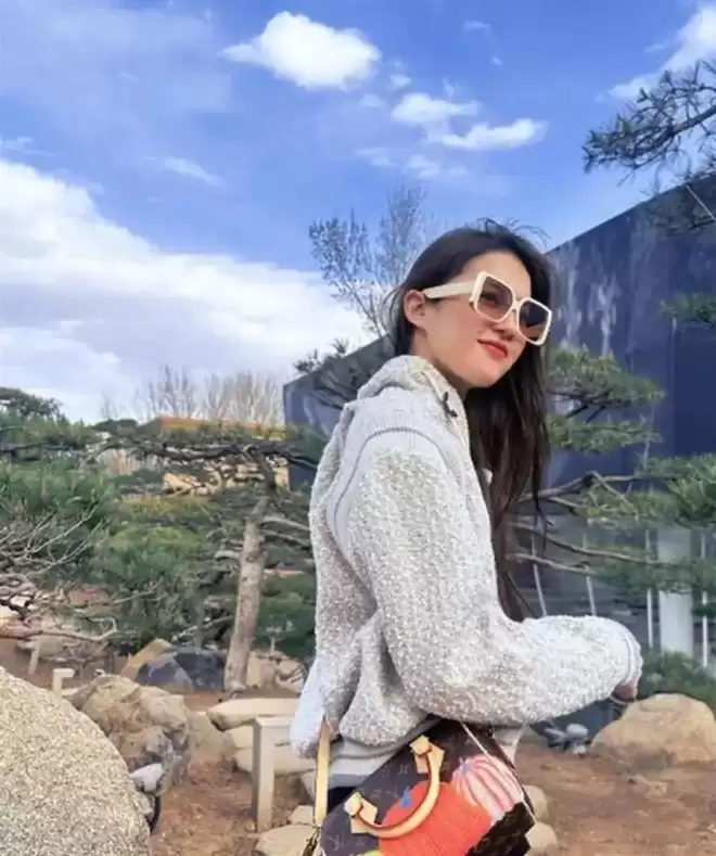 瞒不住了!刘亦菲当前感情状况曝光,蹲守半年的狗仔说出大实话
