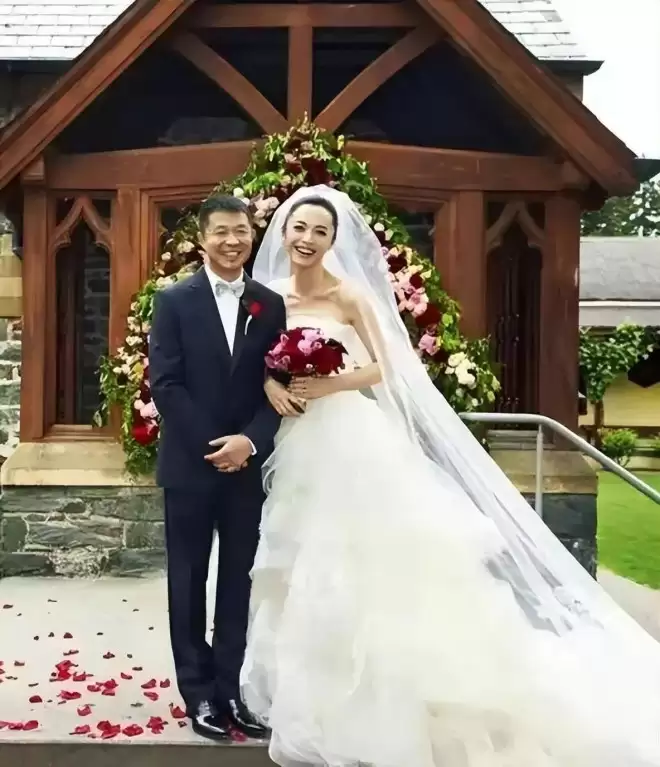 姚晨离婚!本人主动透露两大细节,孩子共同抚养,事业和前夫捆绑