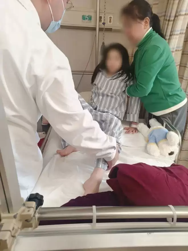 跳楼的女子冠军，到底经历了什么....