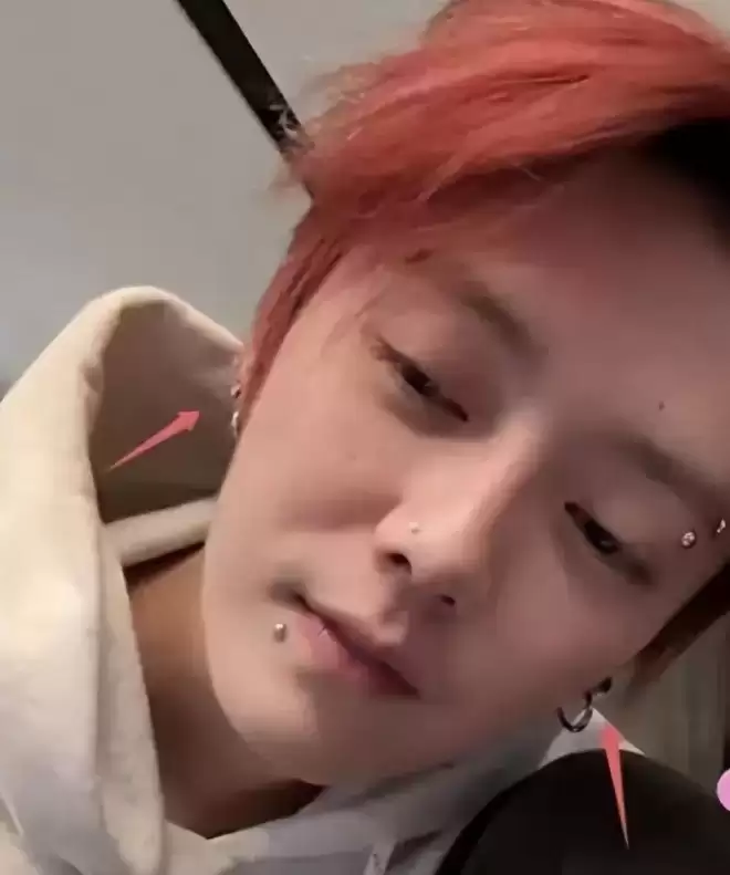 鹿晗关晓彤再上热搜：顶流爱情最戳人的是这个细节