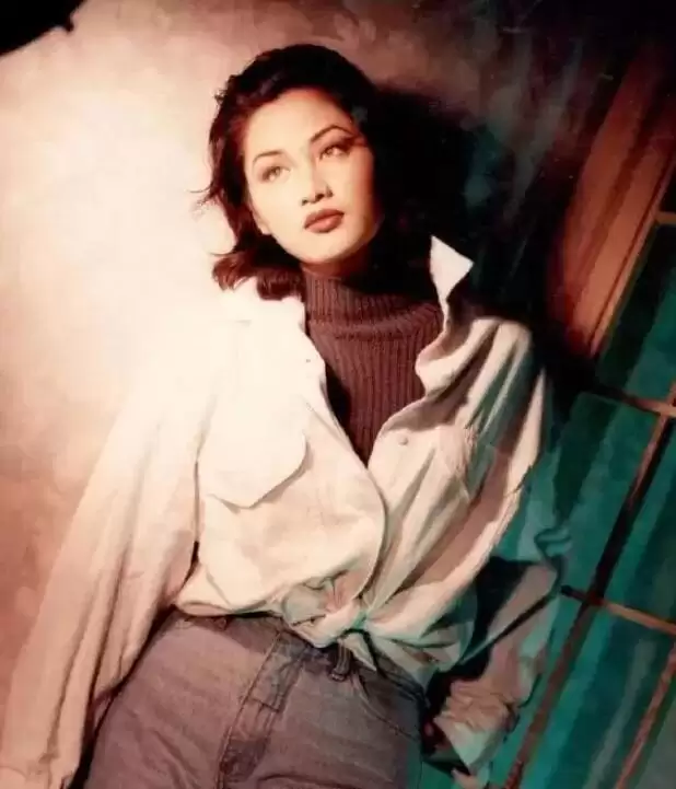 54岁瞿颖的翻红，并非莫名其妙