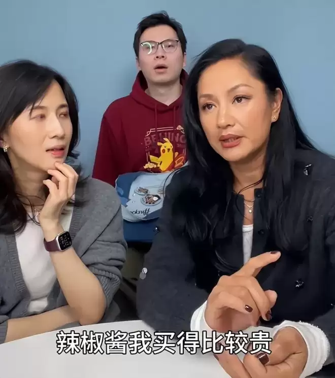 54岁瞿颖的翻红，并非莫名其妙