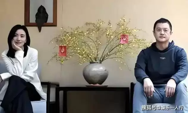 不装了！离婚5个月后，海哈金喜和李亚鹏高调认爱