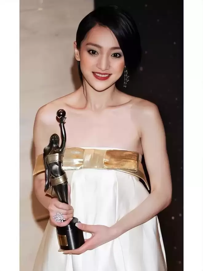 那些笑对衰老的70后女星，都曾美得令人窒息