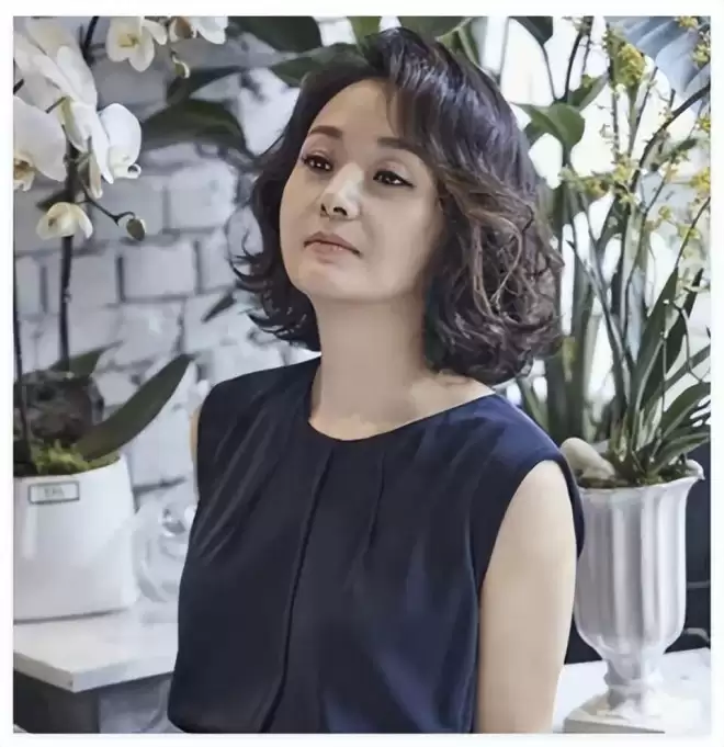 不是母女胜似母女，这6对跨龄撞脸的女星长得太像了