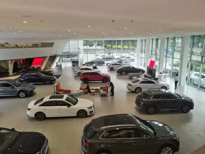 卖一辆亏一辆？经销商：官方指导价12.59万的车，成交价击穿8.4万