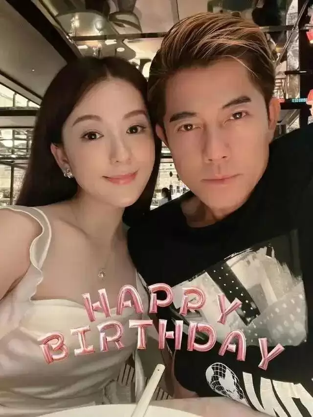 郭富城娇妻方媛首登综艺，穿搭引热议 ...